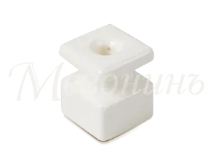 Изолятор фарфоровый квадратный для монтажа витой электропроводки, размеры: 20х20х25мм, цвет - белый,