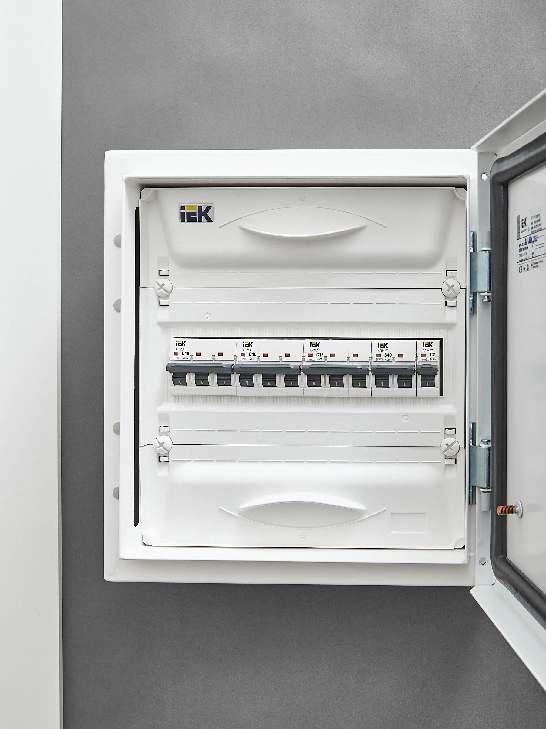 ARMAT Автоматический выключатель M06N 3P D 16А IEK - Фото 2