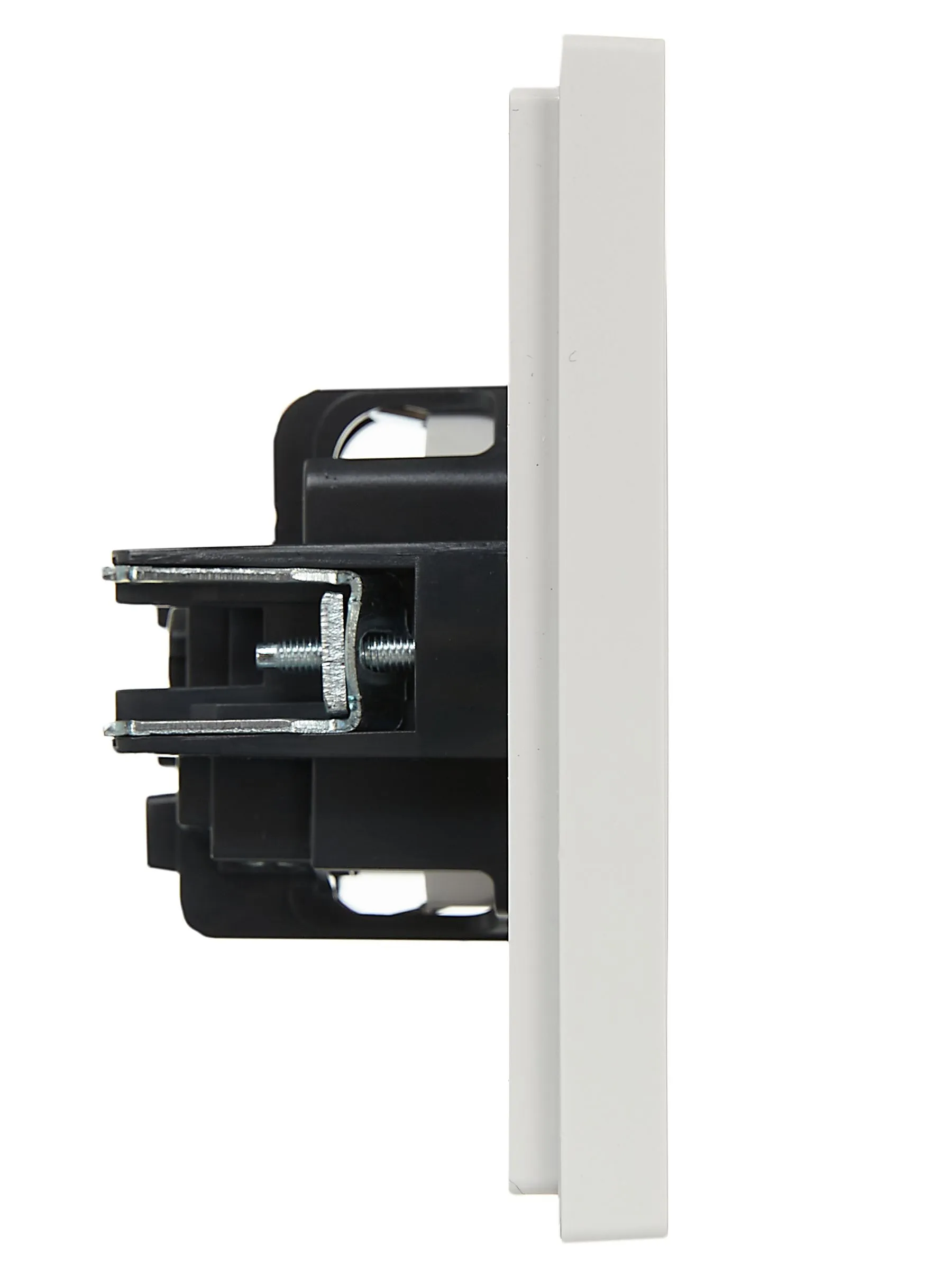 FORTE&PIANO Розетка 1-местная с заземлением с защитными шторками винтовое крепление 16А FP215 белый IEK - Фото 4