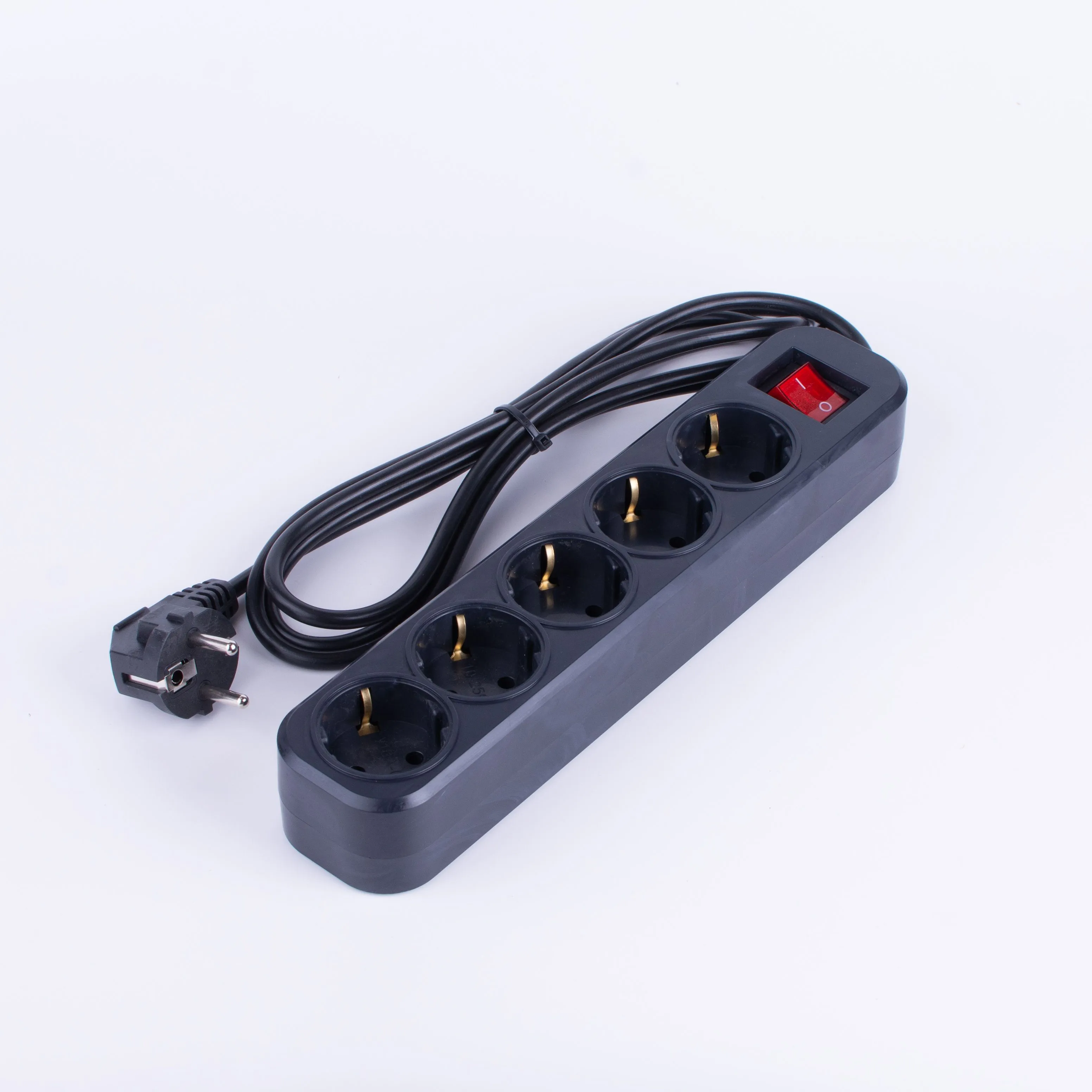 Сетевой фильтр СФ05 ПВС 3*0,75 (10А) 5гн. 2м. черный DEKRON 