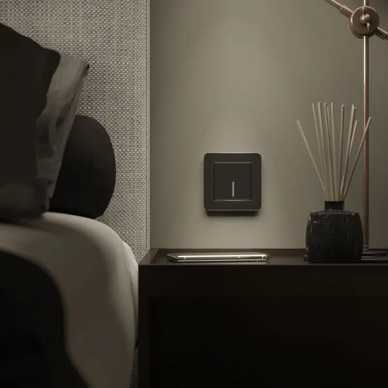 Рамка на 1 пост Platinum (черный алюминий) Werkel - Фото 3