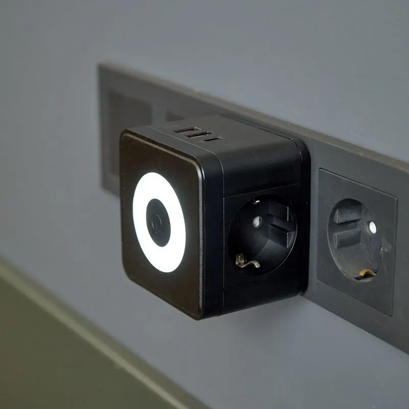 Двойник электрический Куб 16А с/з + 2хUSB-A 2,4А + USB Type-C 3А с ночной подсветкой, черный REXANT - Фото 4