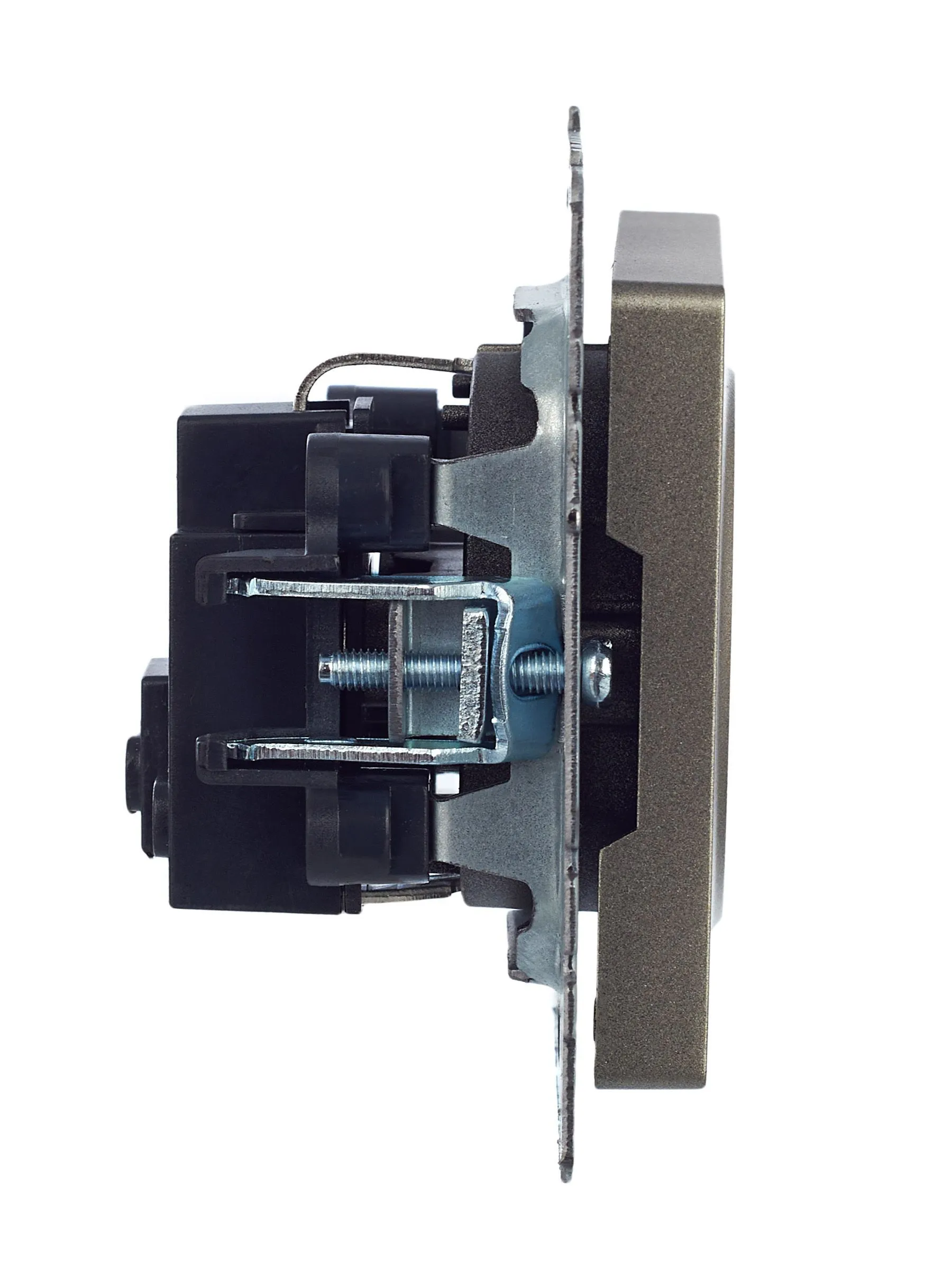 BRITE Розетка 1-местная с заземлением без защитных шторок 16А РС11-1-0-БрШ шампань IEK - Фото 6