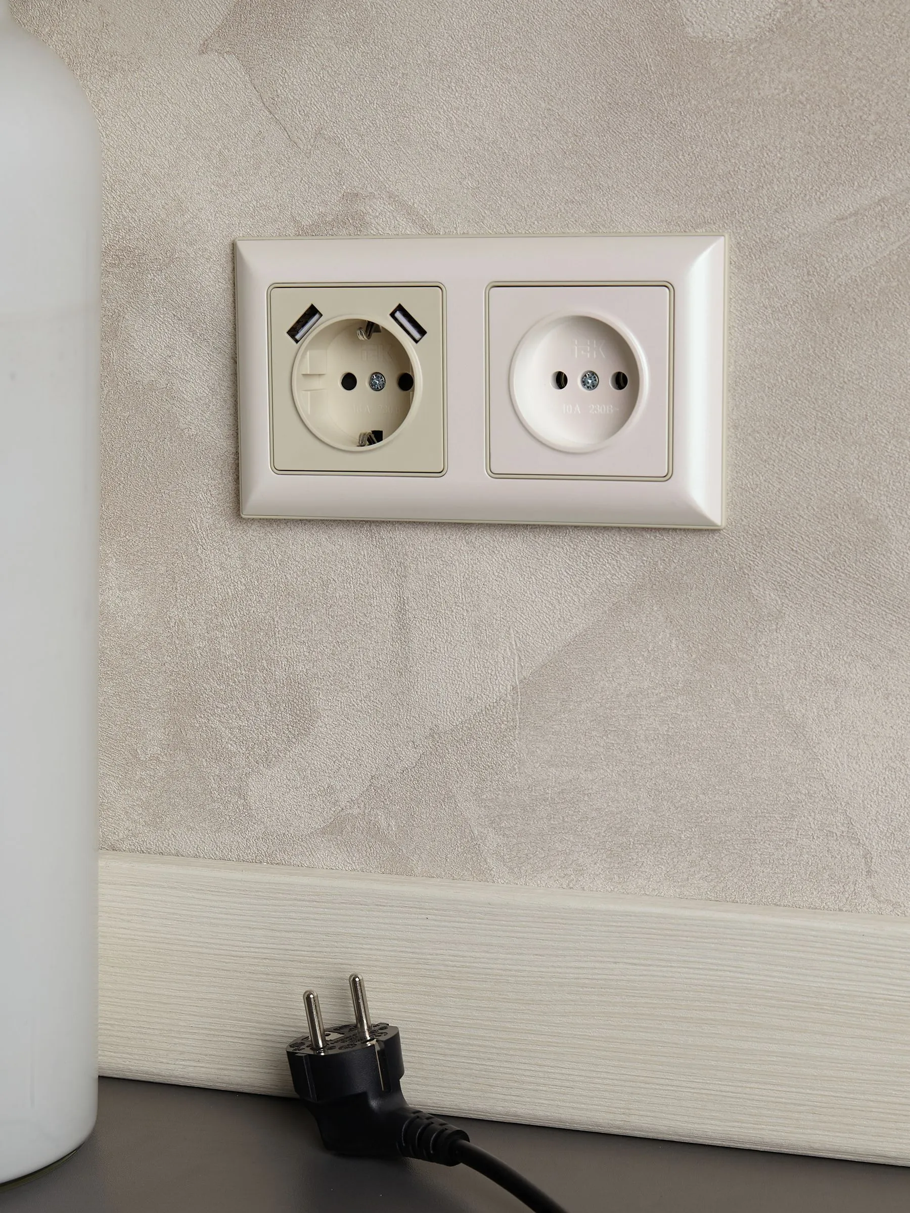 BRITE Рамка 2-местная РУ-2-Бр бежевый/жемчужный IEK - Фото 4