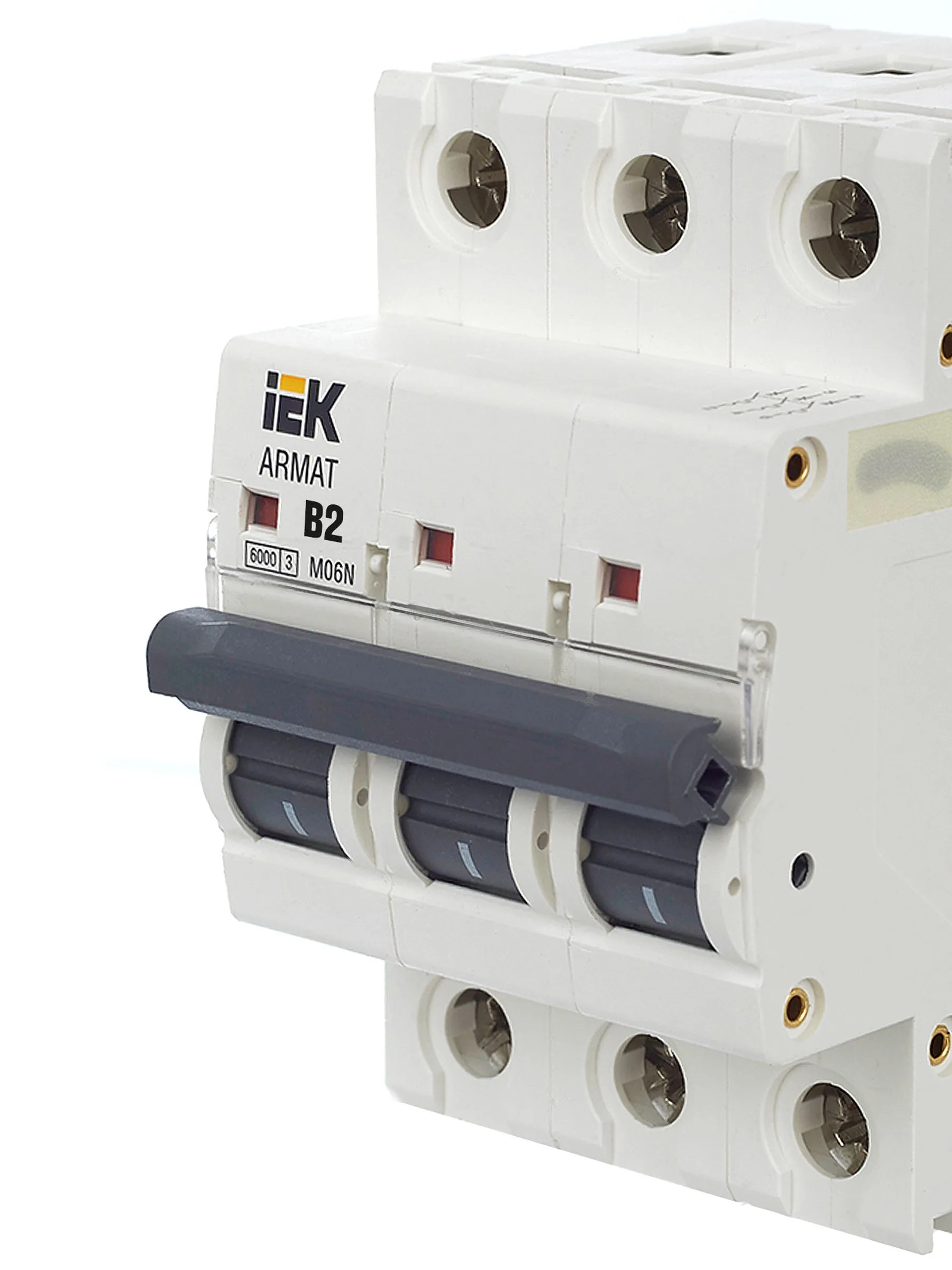ARMAT Автоматический выключатель M06N 3P B 2А IEK - Фото 3
