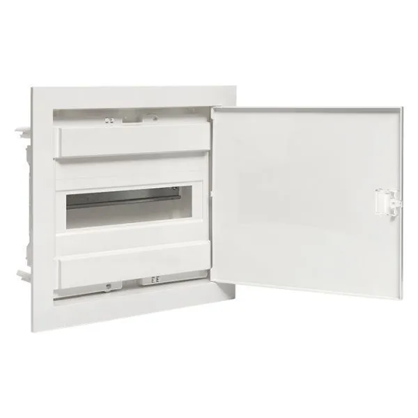 Встраиваемый силовой щит "Nova" 12 модулей с пластиковой дверью IP41 EKF