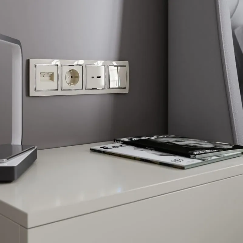 Рамка на 4 поста Snabb (слоновая кость хром) Werkel - Фото 2