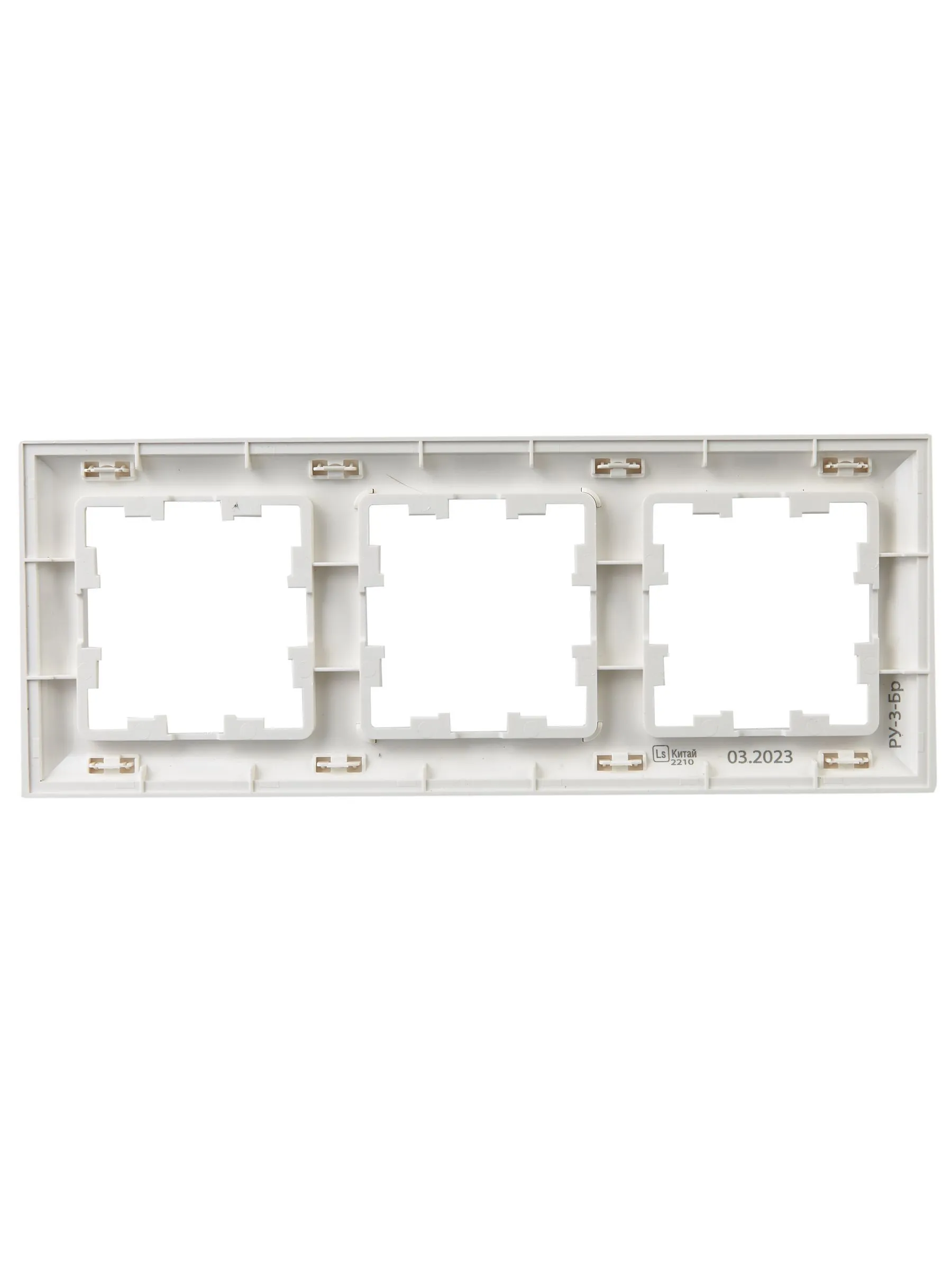 BRITE Рамка 3-местная РУ-3-Бр белый/белый IEK - Фото 6