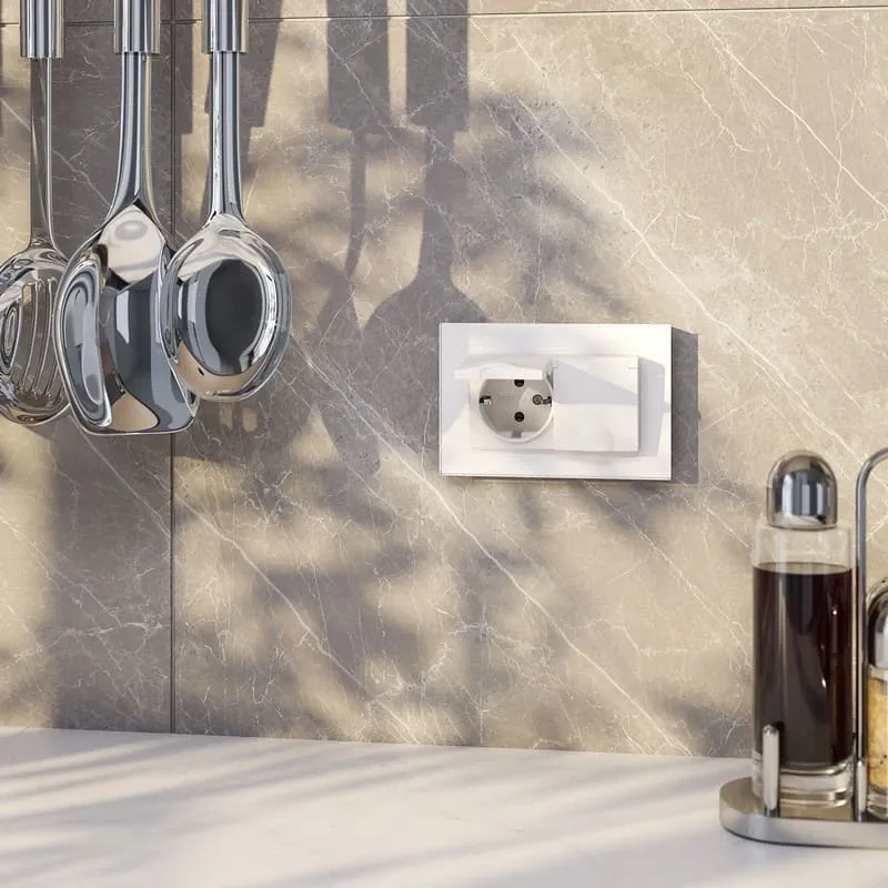 Розетка двойная влагозащ. с зазем. с защит. крышками и шторками (белый) Werkel - Фото 3