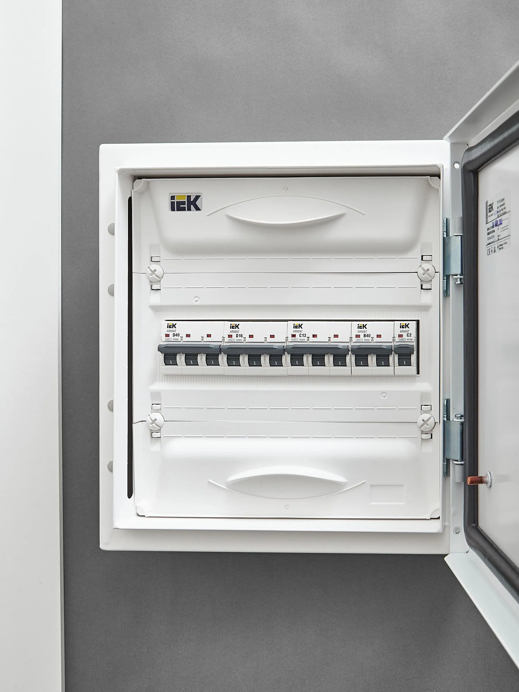 ARMAT Автоматический выключатель M06N 3P C 13А IEK - Фото 7