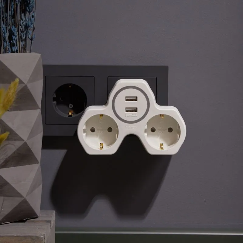 Двойник электрический 16А с/з и защитными шторками + 2 USB порта, 2,4 А, белый REXANT - Фото 2