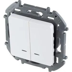 INSPIRIA Выключатель 2-клавишный с подсветкой/индикацией схема 5L 10АХ безвинтовые зажимы белый 673630