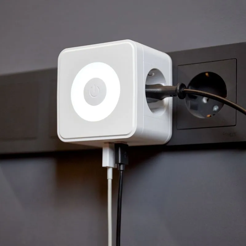 Двойник электрический Куб 16А с/з + 2хUSB-A 2,4А + USB Type-C 3А с ночной подсветкой, белый REXANT - Фото 2