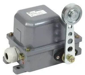 Выключатель концевой КУ-701 У1 рычаг с роликом 10А IP44 2 эл. цепи IEK KV-1-701-1