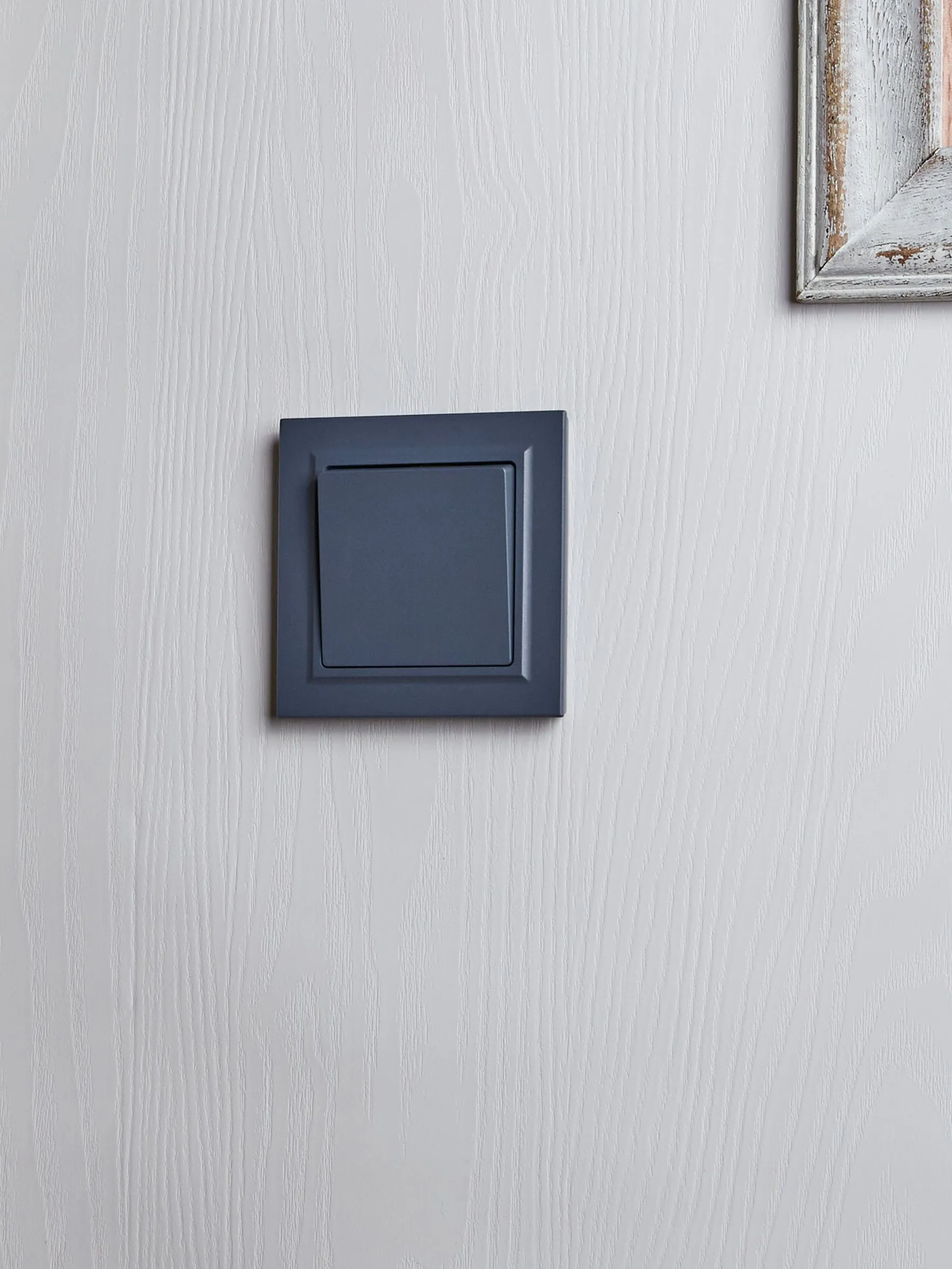 BRITE Выключатель 1-клавишный 10А ВС10-1-0-БрМ маренго IEK - Фото 2