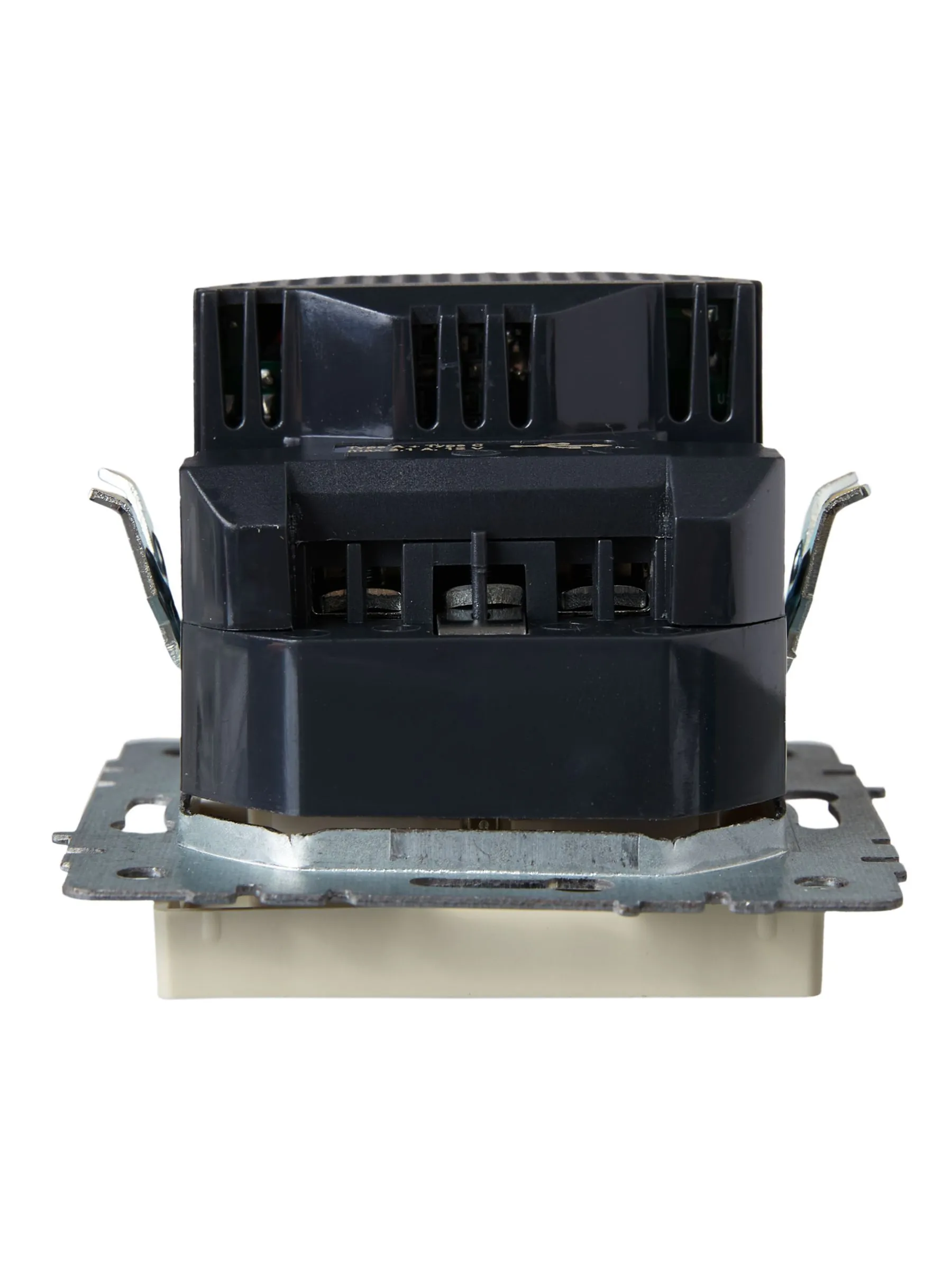 BRITE Розетка 1-местная с заземлением с защитными шторками 16А с USB A+C 18Вт РЮш11-1-БрКр бежевый IEK - Фото 2