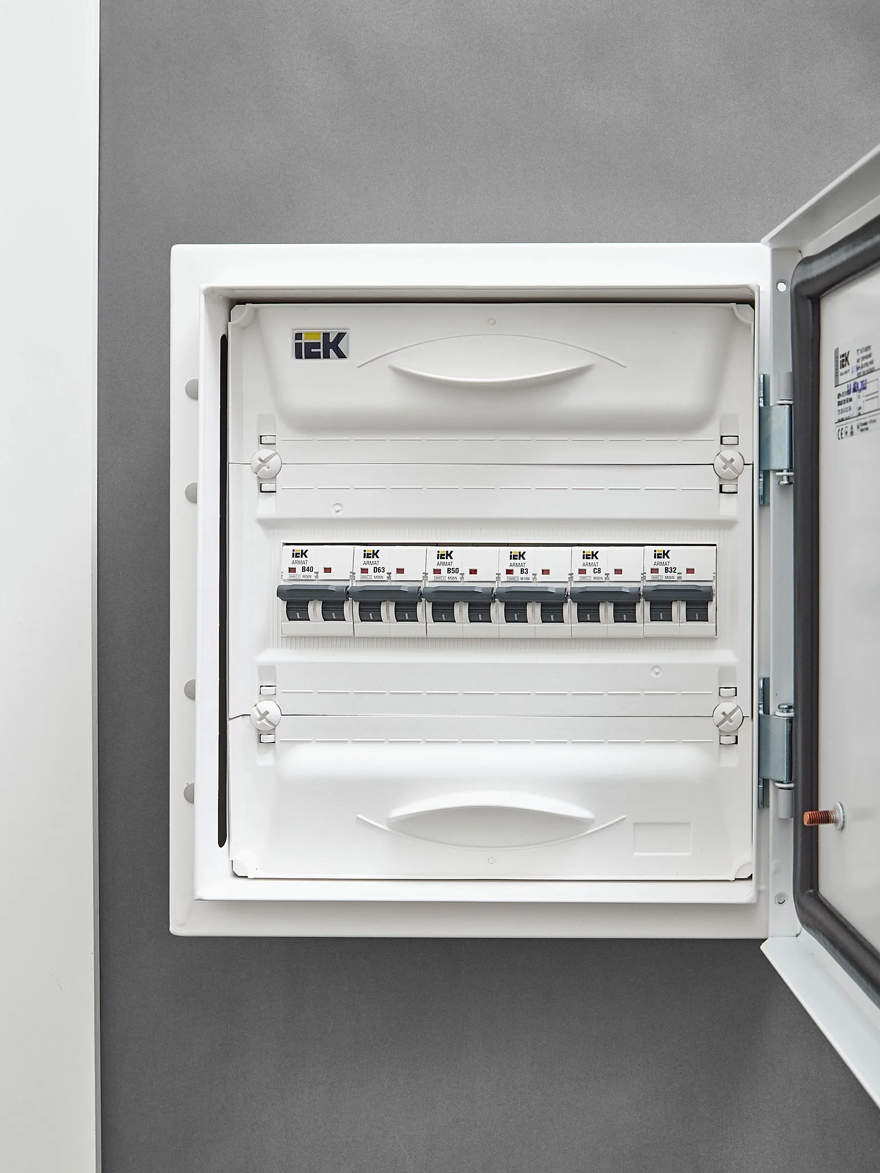 ARMAT Автоматический выключатель M06N 2P B 50А IEK - Фото 10