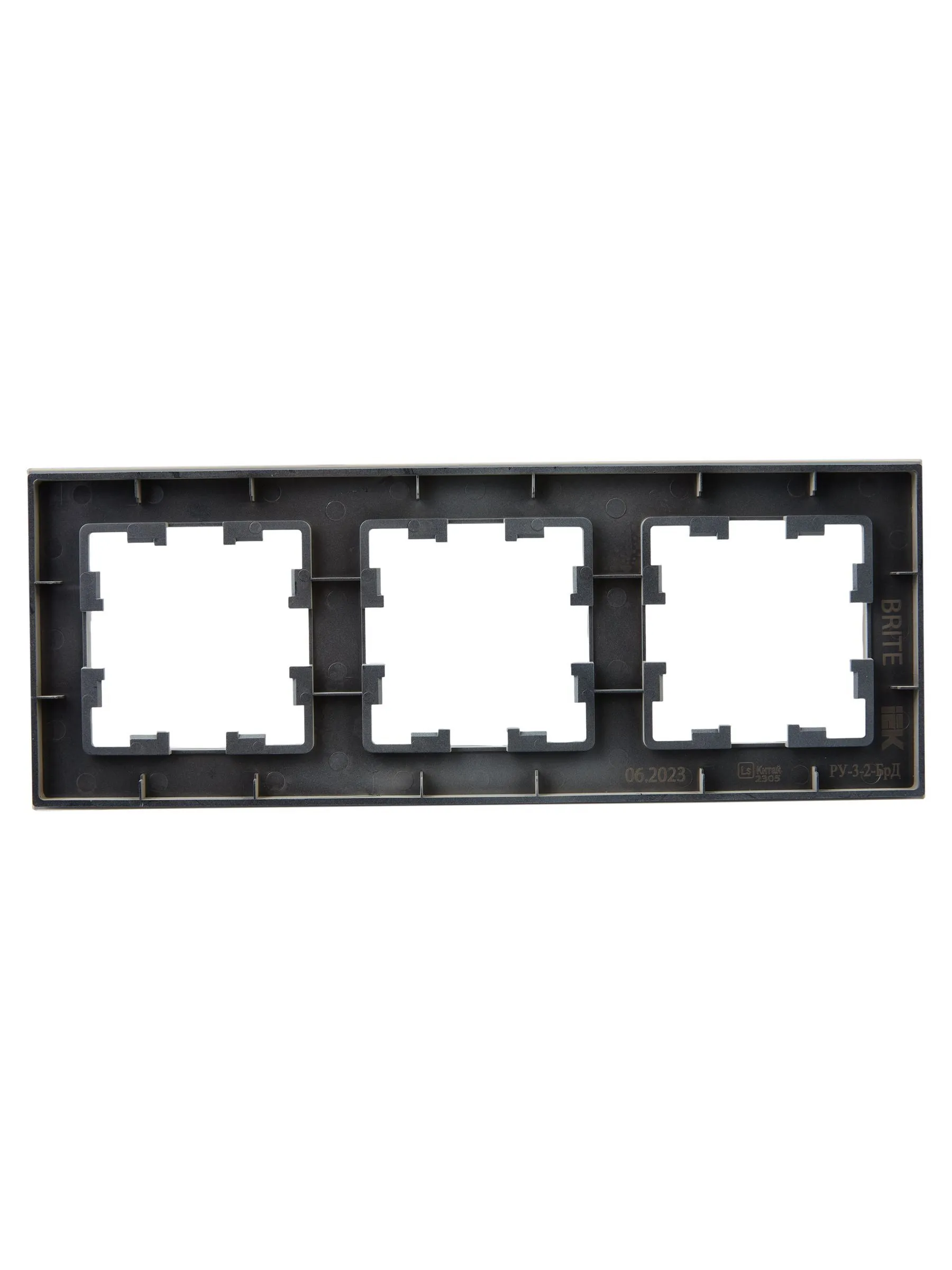 BRITE Рамка 3 -местная РУ-3-2-БрД стекло дымчатый IEK - Фото 6