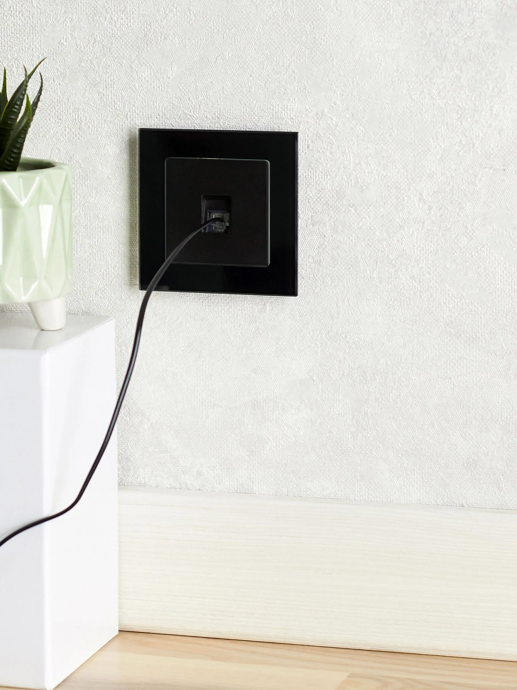 BRITE Розетка компьютерная RJ45 кат.5E РК10-БрЧ черный IEK - Фото 5