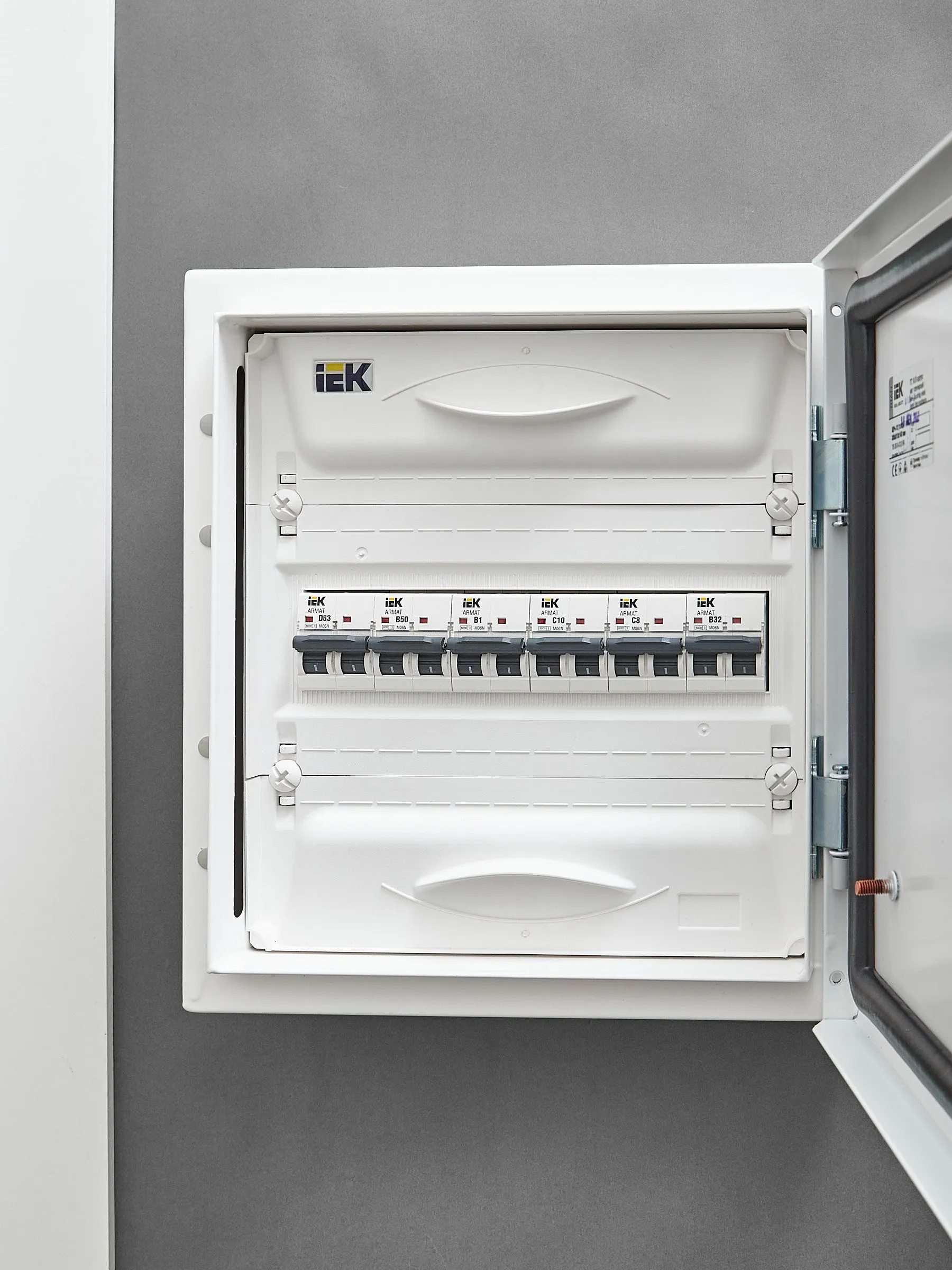 ARMAT Автоматический выключатель M06N 2P B 1А IEK - Фото 8