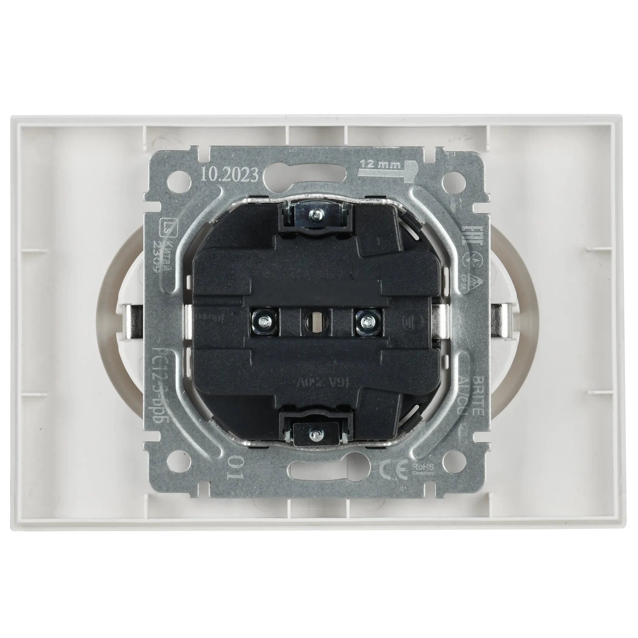 BRITE Розетка 2-местная с заземлением без защитных шторок 16А в сборе РС12-3-БрБ белый IEK - Фото 6