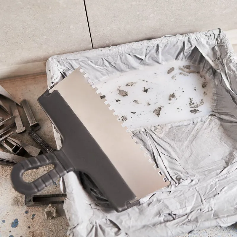 Шпатель фасадный REXANT 250 мм зуб 6х6 нержавеющая сталь, пластмассовая ручка - Фото 3