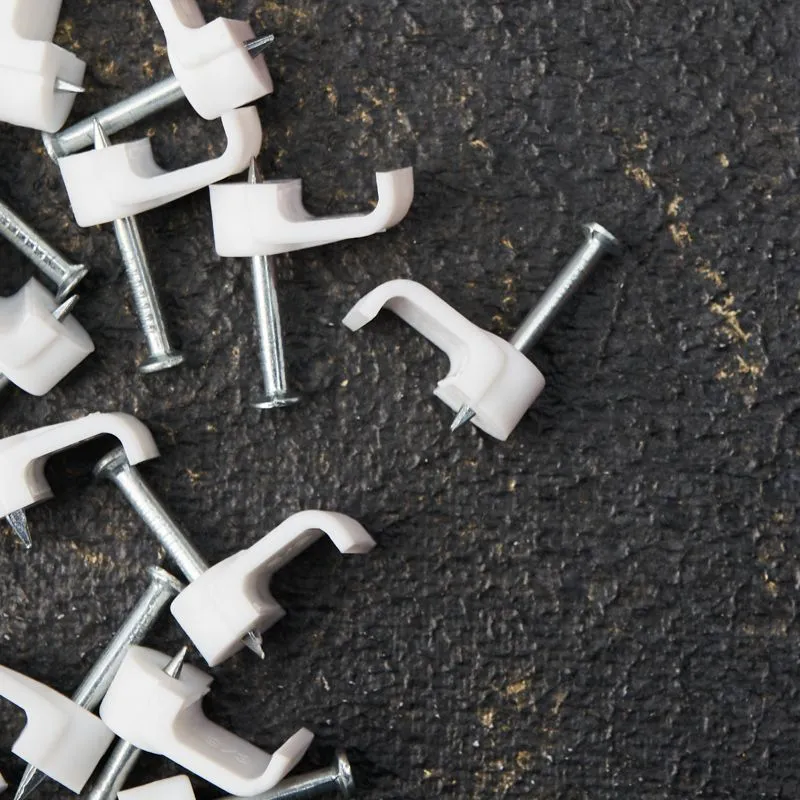 Крепеж кабеля плоский 8х3 мм, белый (50 шт/уп) REXANT - Фото 4