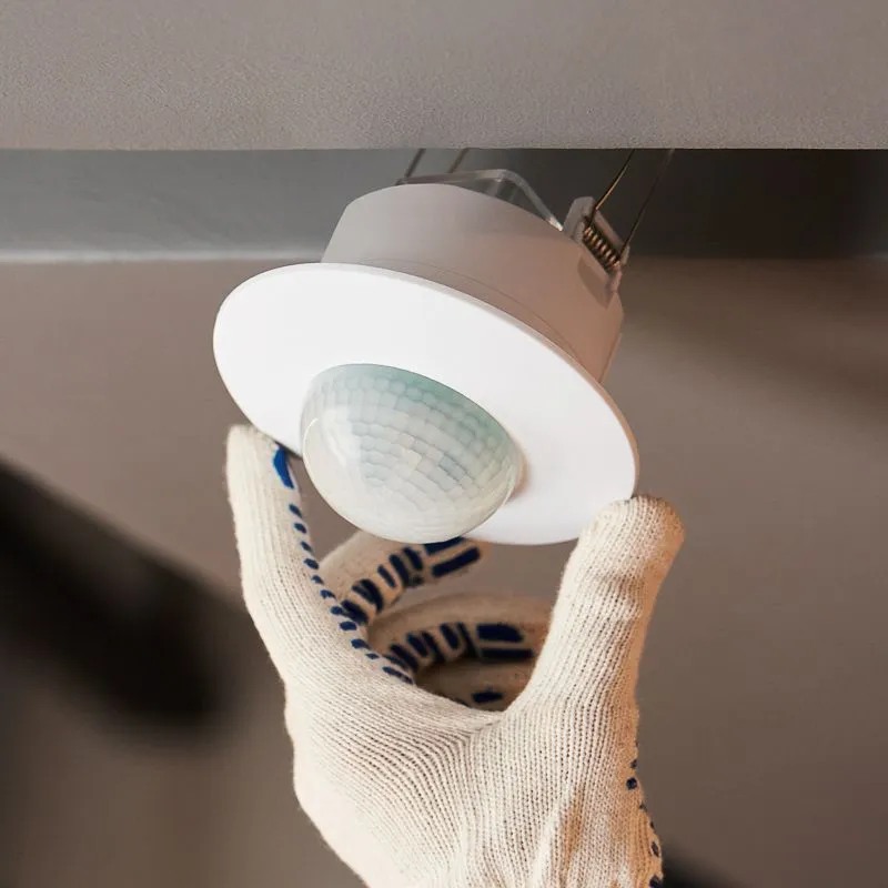 Датчик движения точечный  ДДТ 01, 360°, 2000Вт, 3-2000Лк, 20м,10-1800 сек REXANT - Фото 2