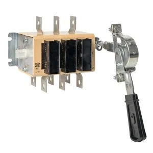 ВР32У-35A71240-R 250А, 2 направ. с д/г камерами, с передней смещённой рукояткой EKF MAXima 