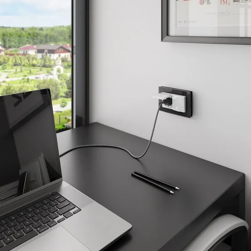 Розетка двойная влагозащ. с зазем. с защит. крышками и шторками (белый) Werkel - Фото 4