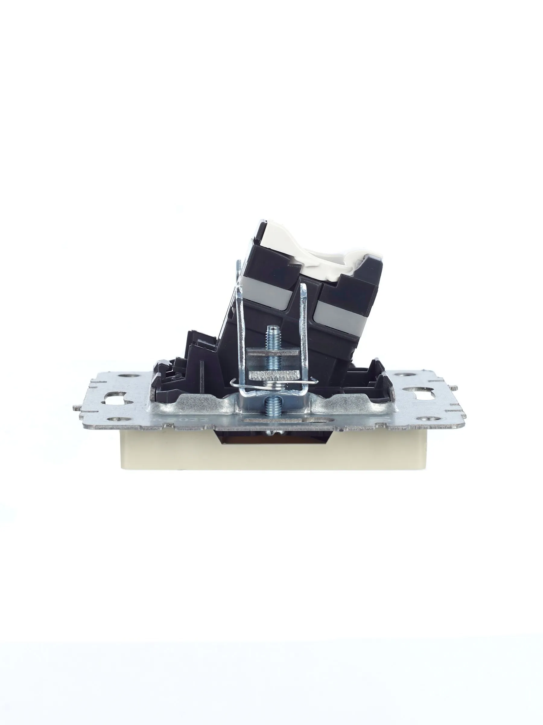 BRITE Розетка компьютерная RJ45 кат.5E РК10-БрКр бежевый IEK - Фото 8