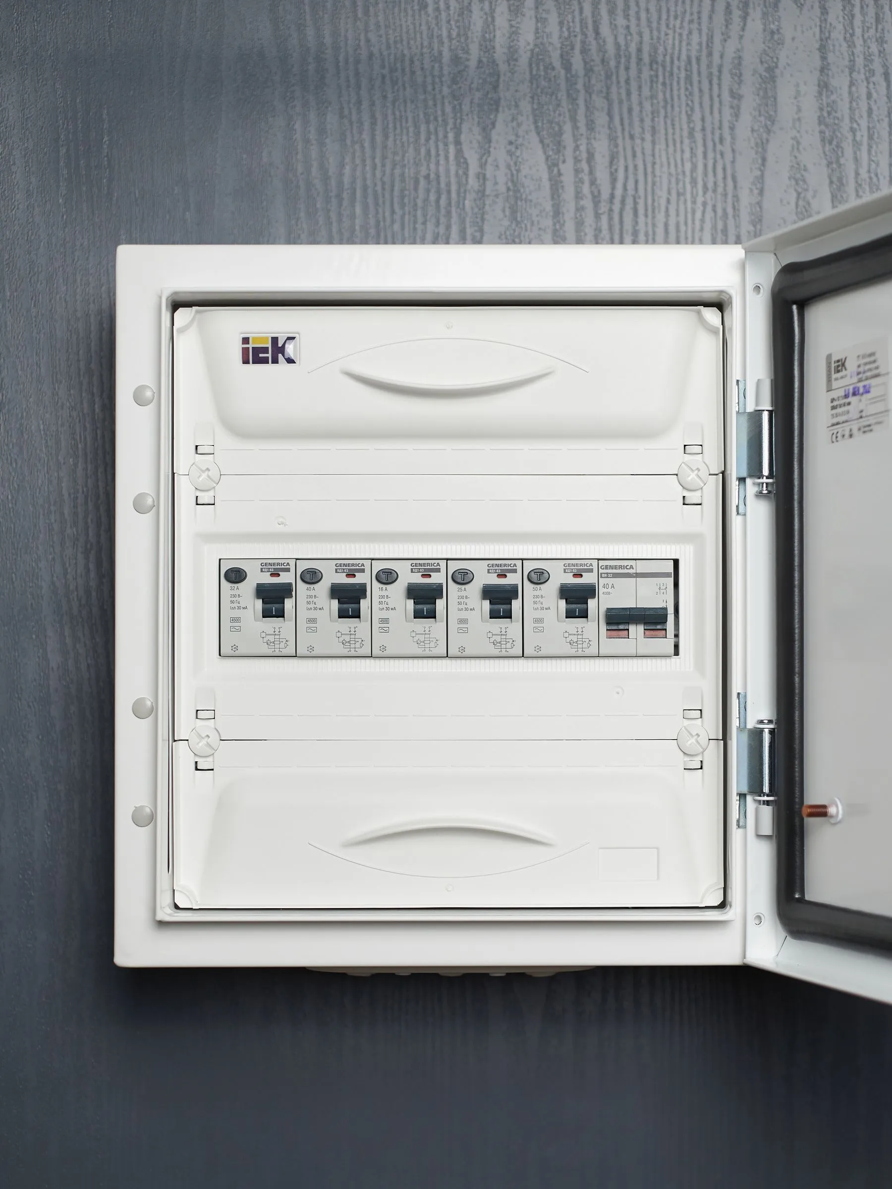 Выключатель дифференциальный (УЗО) ВД1-63 2Р 50А 30мА GENERICA - Фото 9