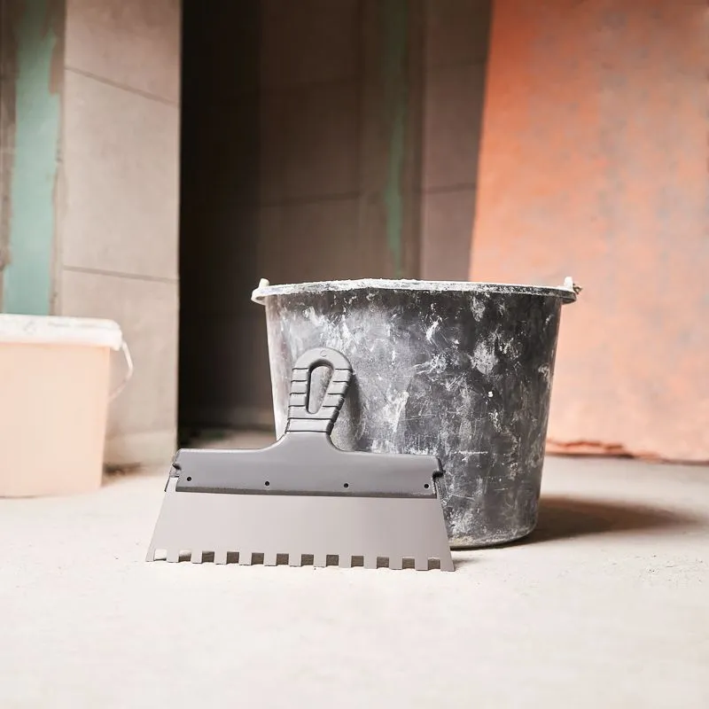 Шпатель фасадный REXANT 250 мм зуб 10х10 нержавеющая сталь, пластмассовая ручка - Фото 3