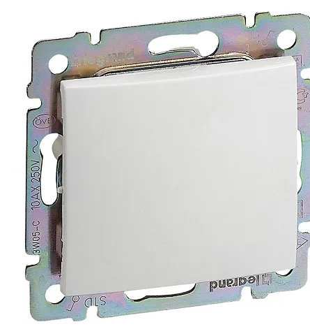 VALENA DIY Переключатель 1-клавишный схема 6 10АХ безвинтовые зажимы белый 694262