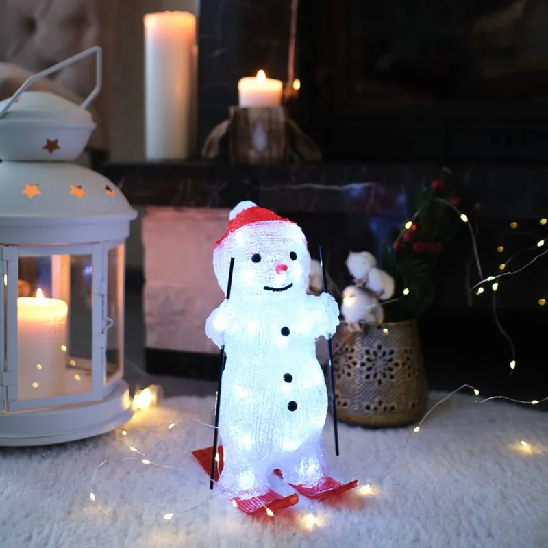 Акриловая светодиодная фигура Снеговик на лыжах 16х20х29 см, 30 светодиодов, батарейки 3хАА (не вход - Фото 2