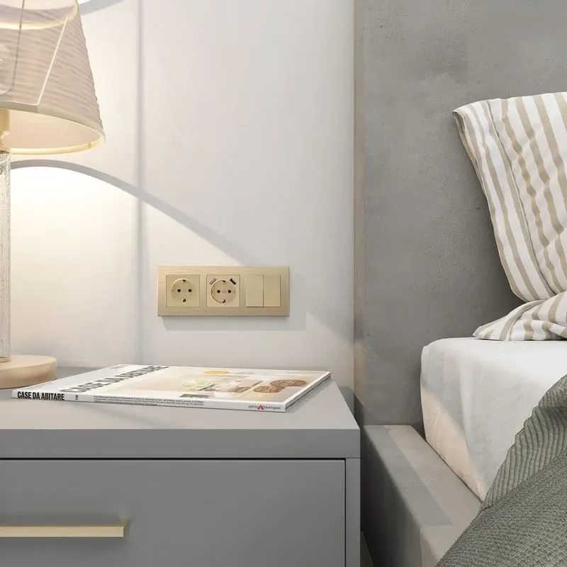 Рамка на 3 поста Aluminium (шампань) Werkel - Фото 2