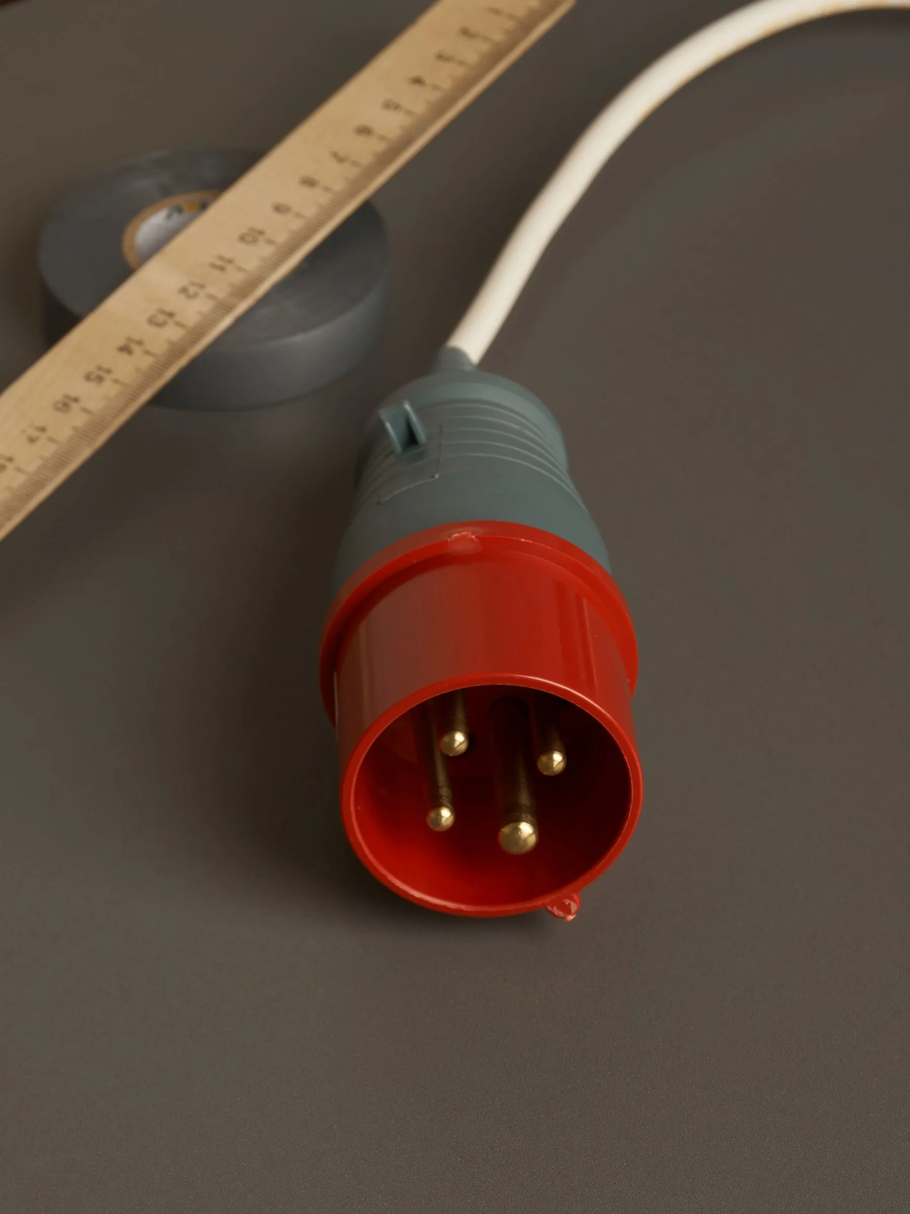 Вилка переносная ССИ-014 3Р+РЕ 16А 380-415В IP44 IEK - Фото 5