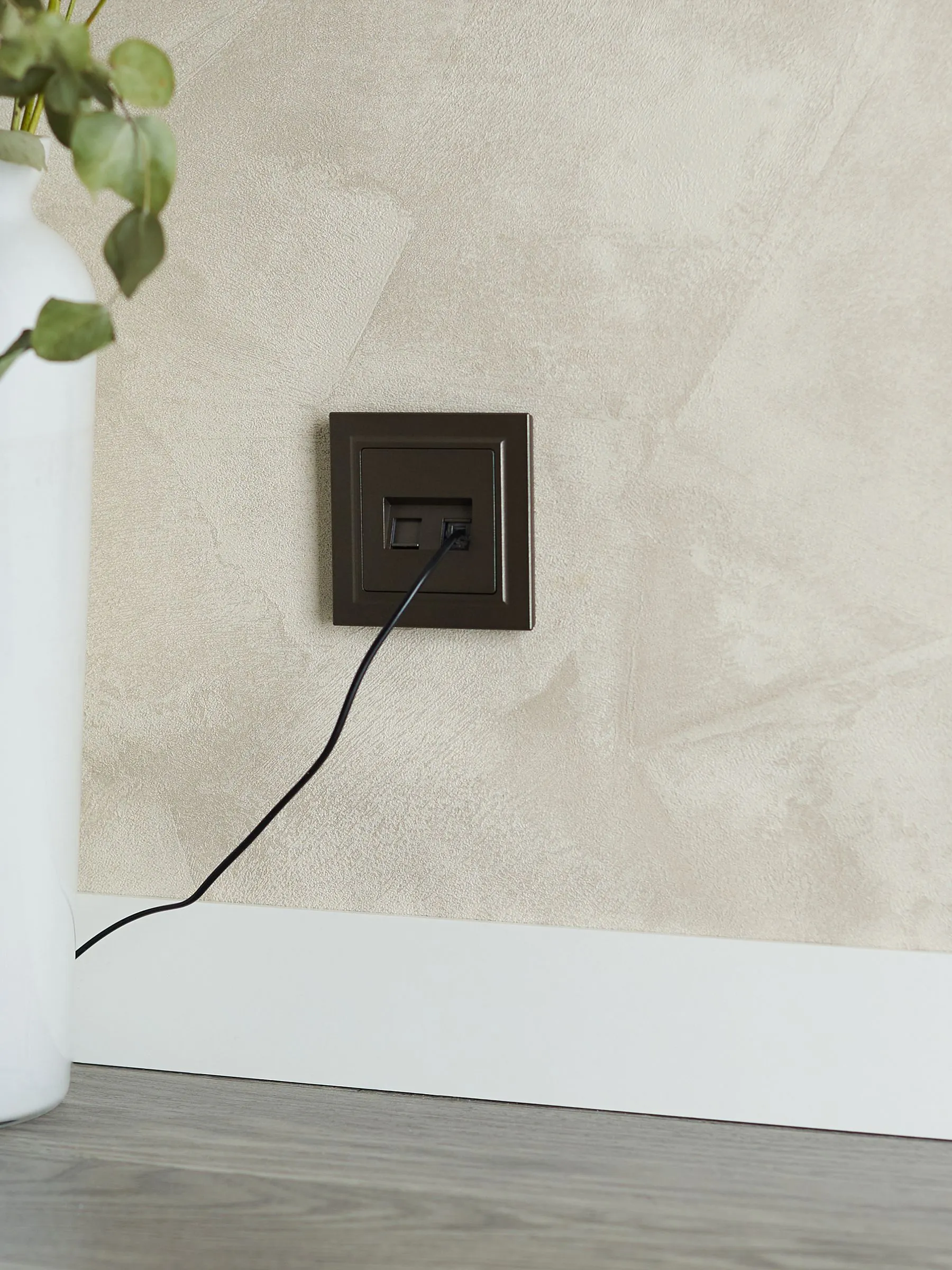 BRITE Розетка компьютерная двойная RJ45 кат.5E РК10-2-БрТБ темная бронза IEK - Фото 3