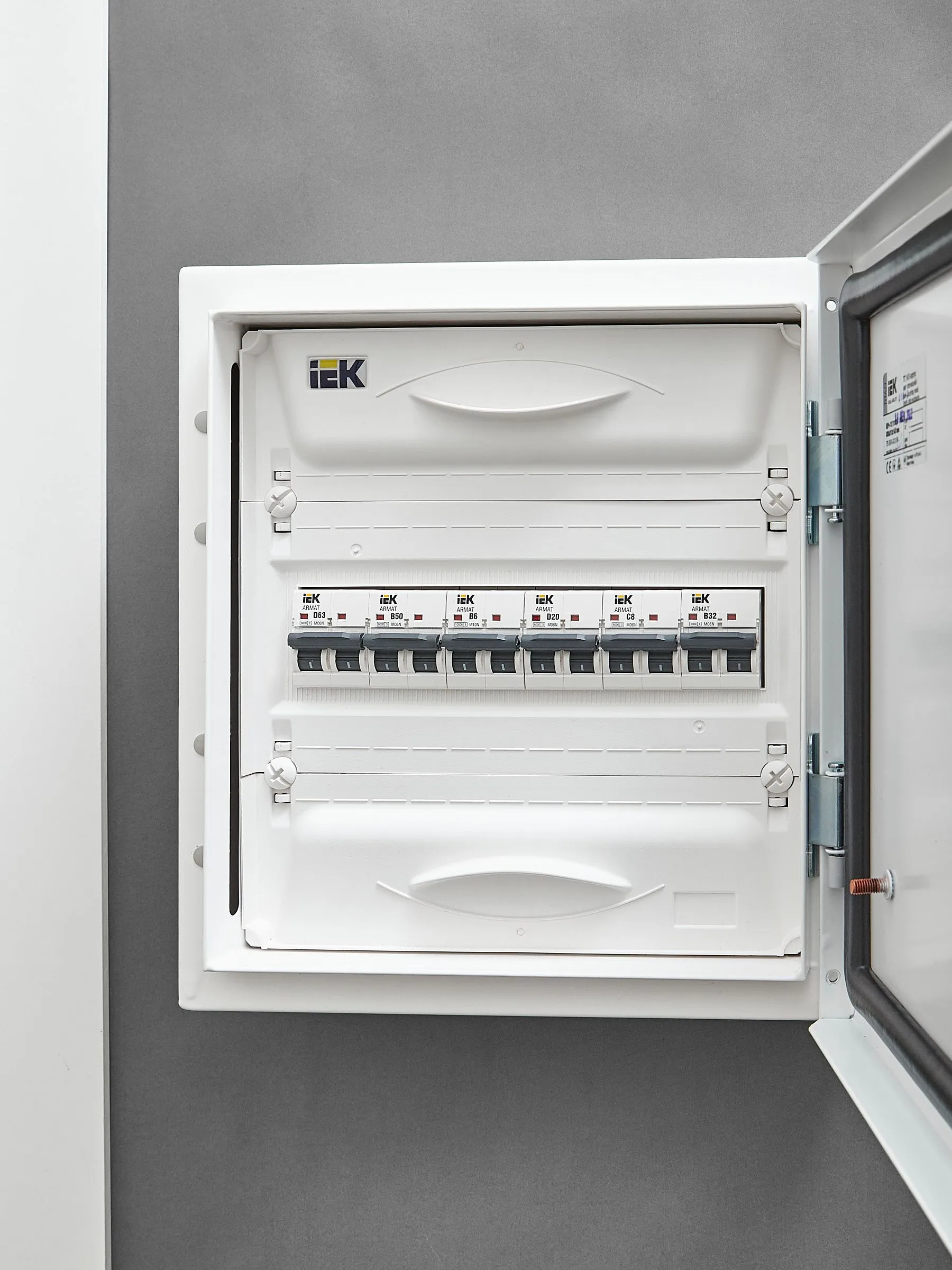 ARMAT Автоматический выключатель M10N 2P B 6А IEK - Фото 9