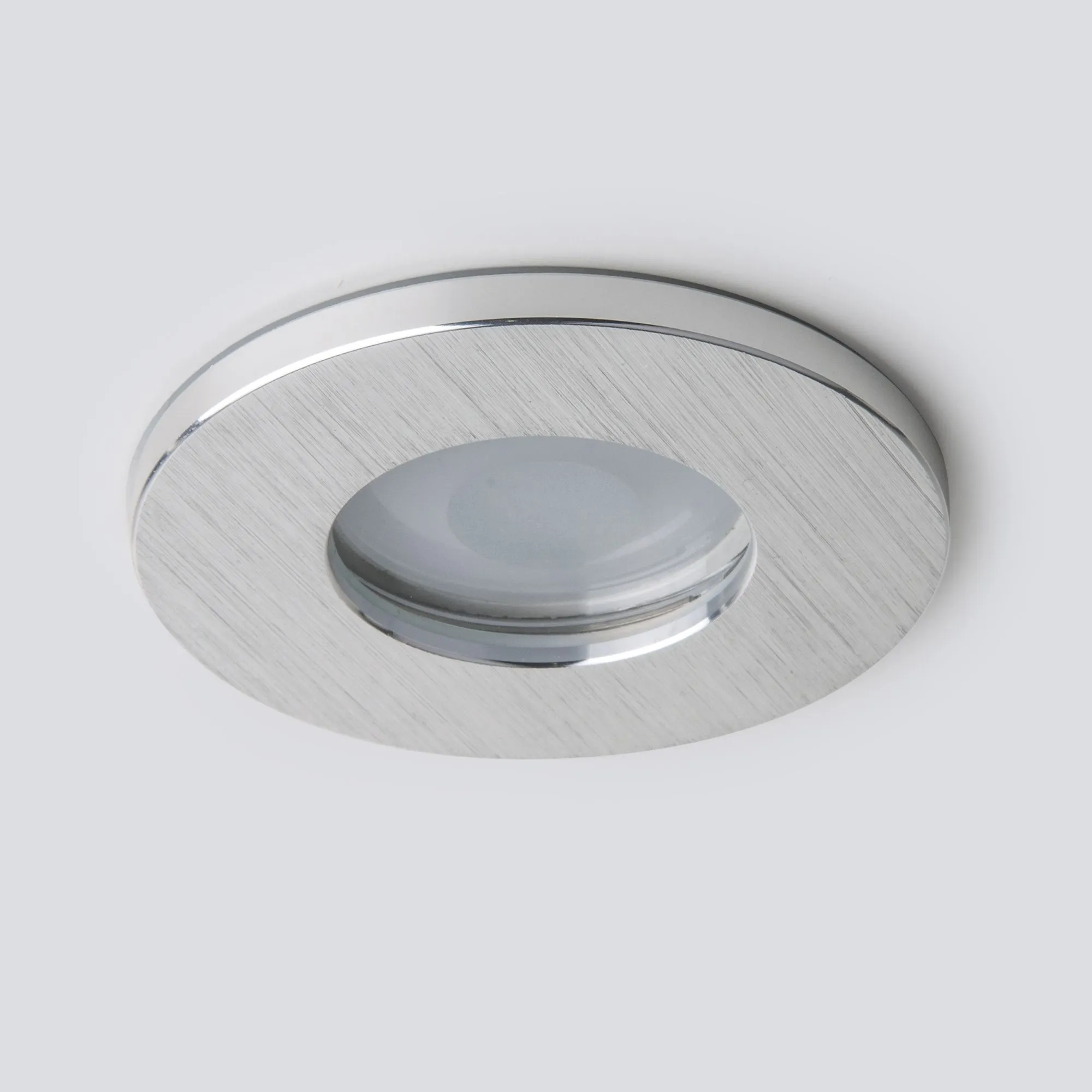 Встраиваемый точечный светильник Elektrostandard Flickr 125 MR16 серебро - Фото 2