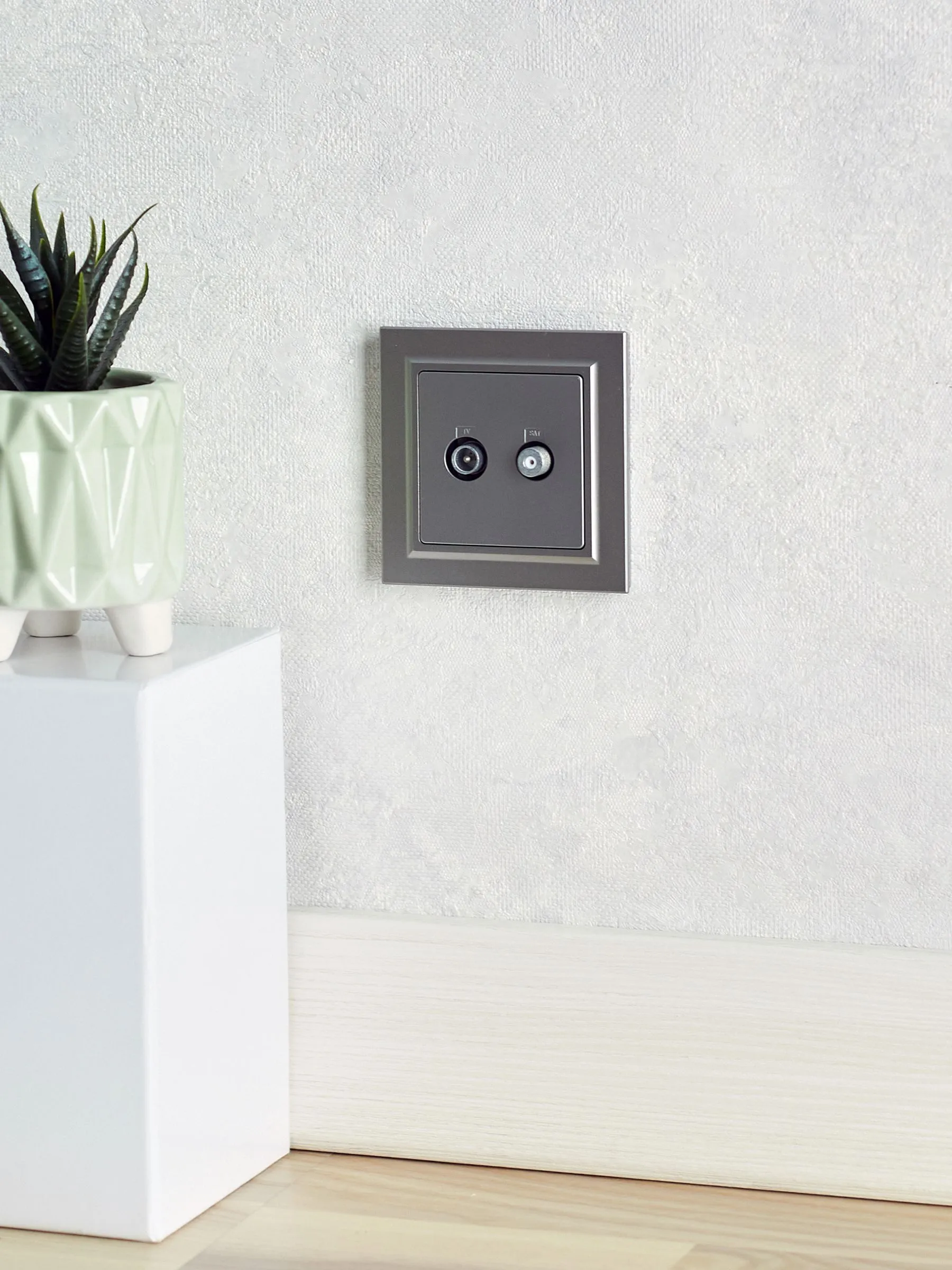 BRITE Рамка 1-местная IP44 РУ-1-БрС-44 сталь IEK - Фото 7