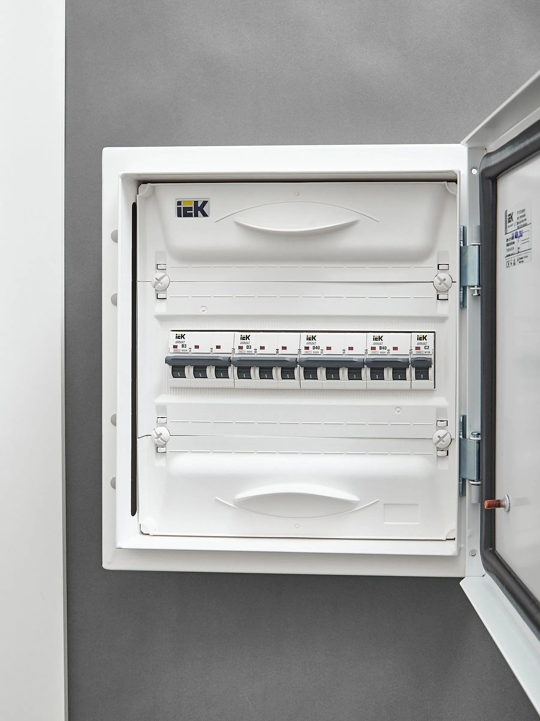 ARMAT Автоматический выключатель M06N 3P D 40А IEK - Фото 10