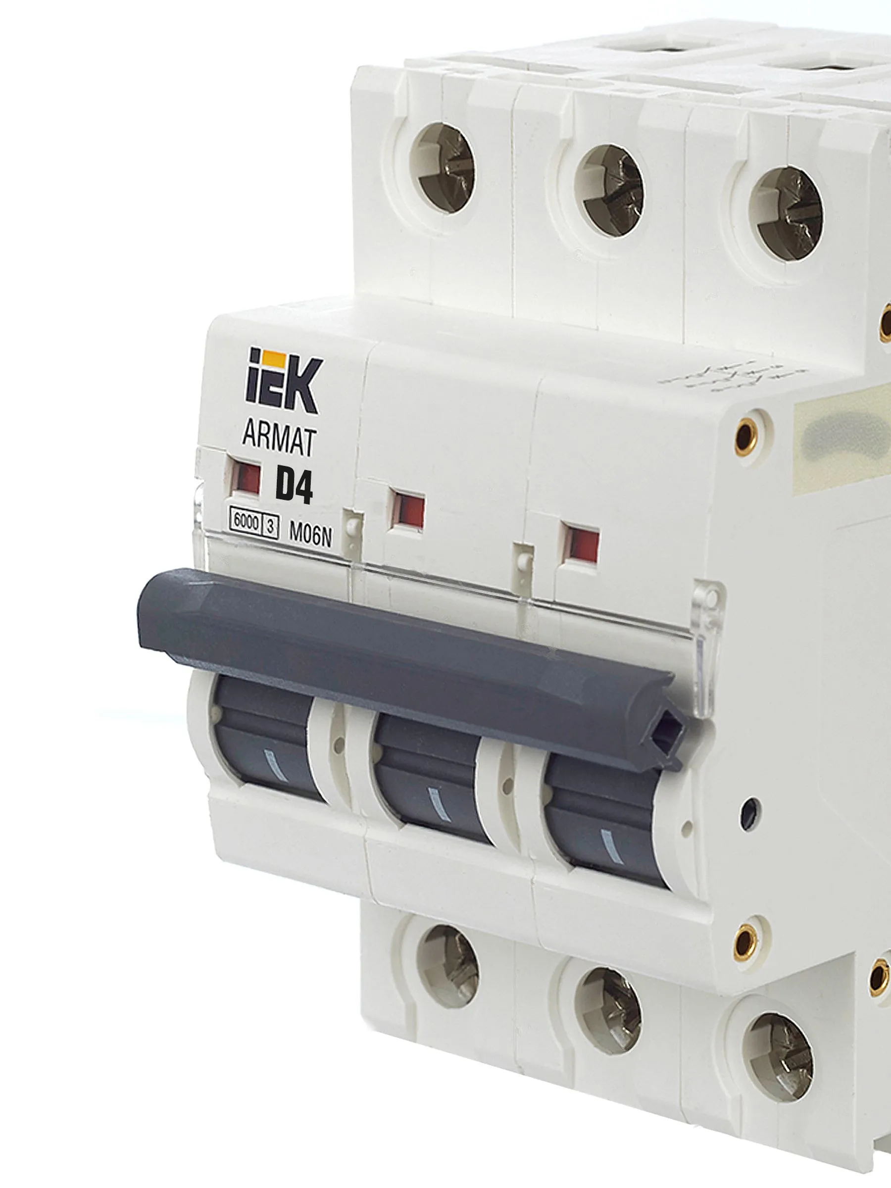 ARMAT Автоматический выключатель M06N 3P D 4А IEK - Фото 5