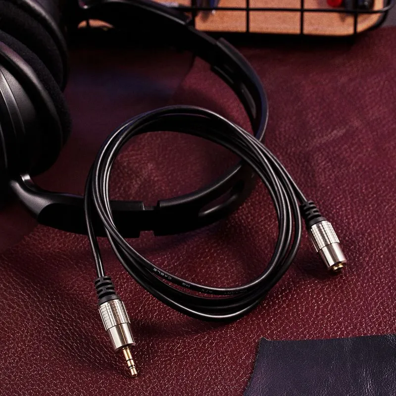 Шнур Стерео 3,5мм гнездо - Стерео 3,5мм штекер, 1,5м, Gold-металл REXANT - Фото 2