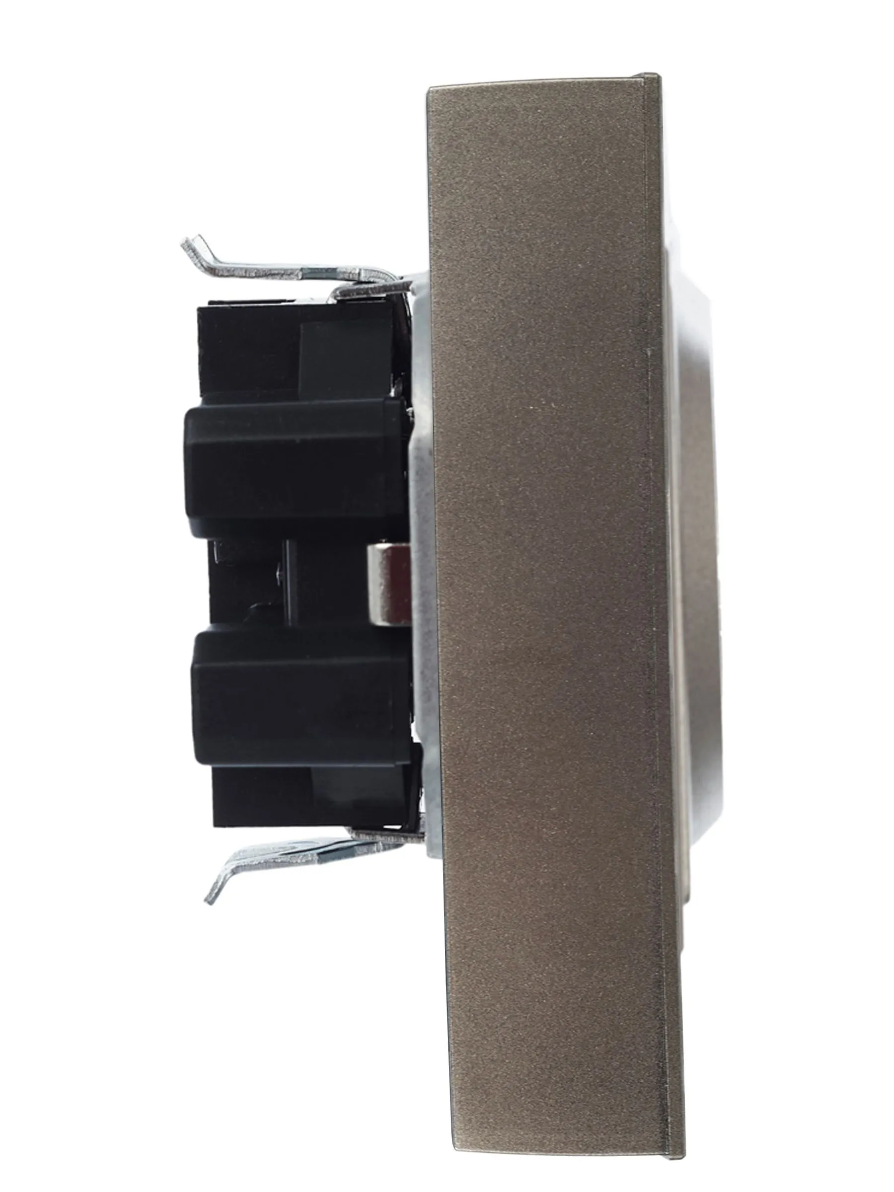 BRITE Розетка 2-местная с заземлением с защитными шторками 16А в сборе РСш12-3-БрШ шампань IEK - Фото 7