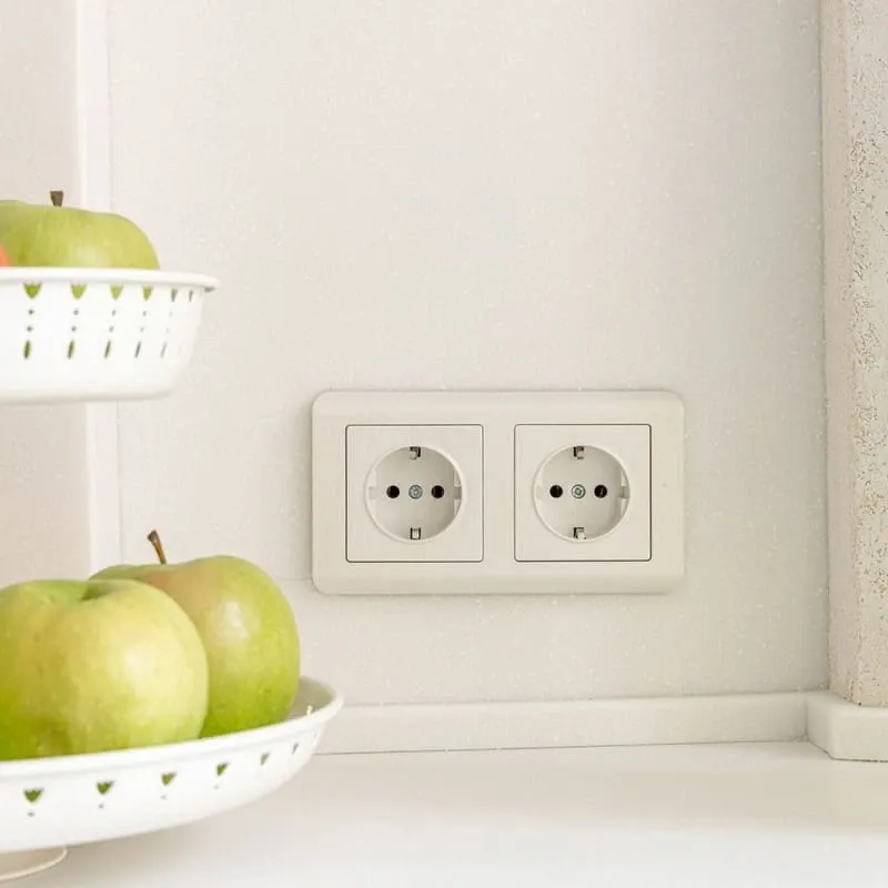 Розетка с заземлением (перламутровый рифленый) Werkel - Фото 3