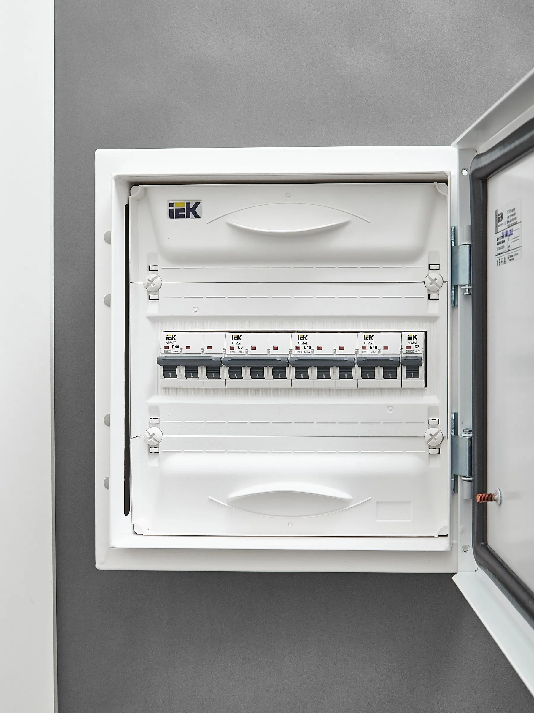 ARMAT Автоматический выключатель M06N 3P C 40А IEK - Фото 8