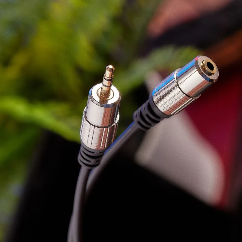 Шнур Стерео 3,5мм гнездо - Стерео 3,5мм штекер, 1,5м, Gold-металл REXANT - Фото 5