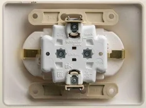 Розетка 2-м СП Glossa 16А IP20 250В с заземл. защ. шторки в сборе перламутр. SE GSL000626 1180348