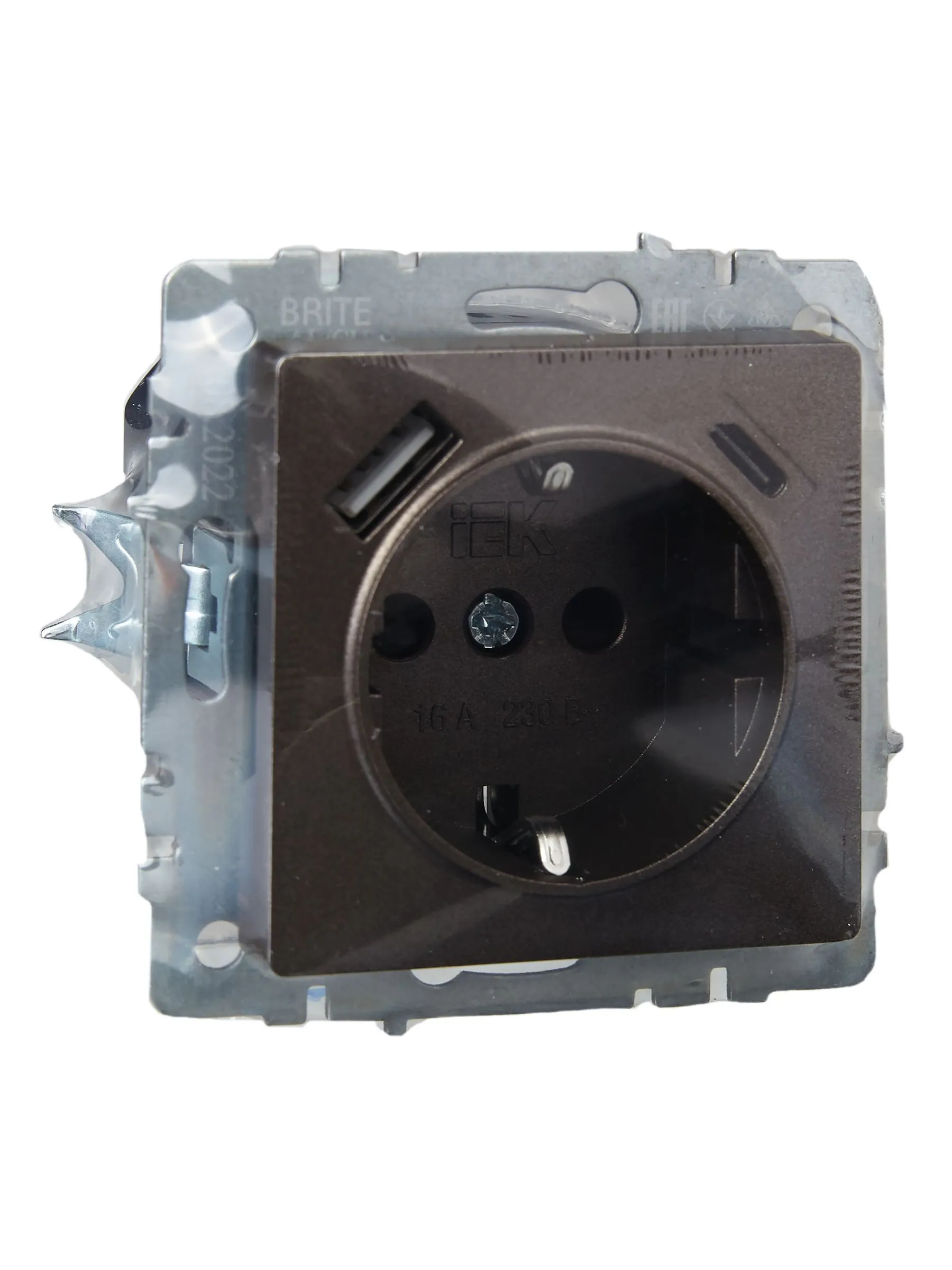 BRITE Розетка 1-местная с заземлением с защитными шторками 16А с USB A+C 18Вт РЮш11-1-БрТБ темная бронза IEK - Фото 4